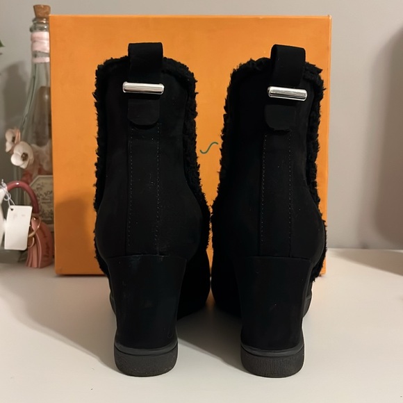 Unisa Black ankle boots size 7 - Picture 4 of 6